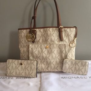 Michael Kors handbag and wallet
